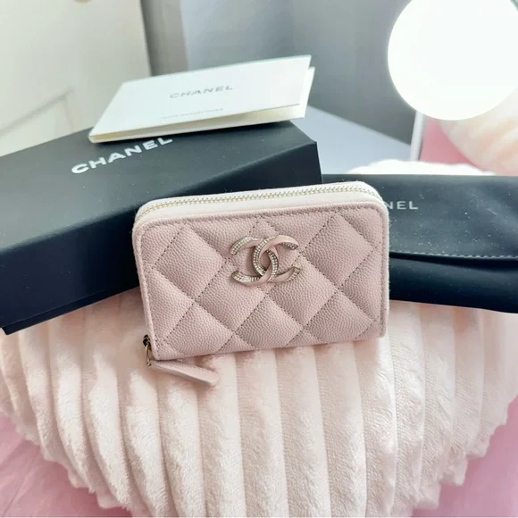 Chanel Pink Quilted Wallet - Picture 11 of 13